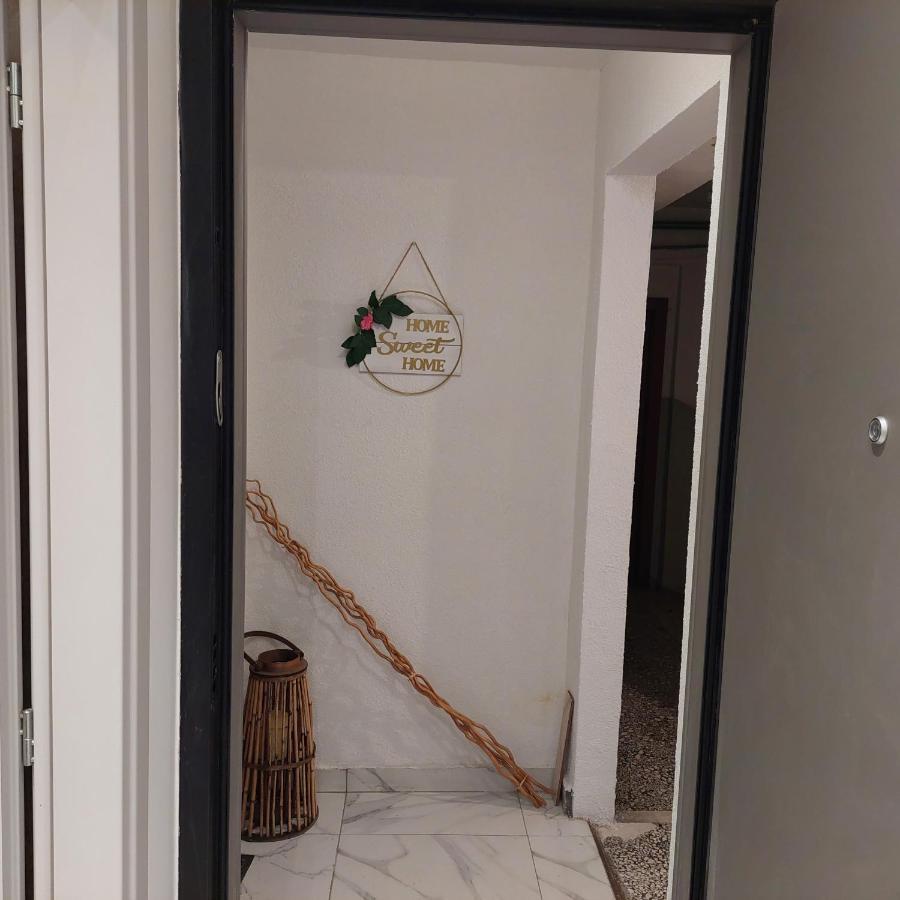 Budget Apartment To The Center 1 Θεσσαλονίκη Εξωτερικό φωτογραφία